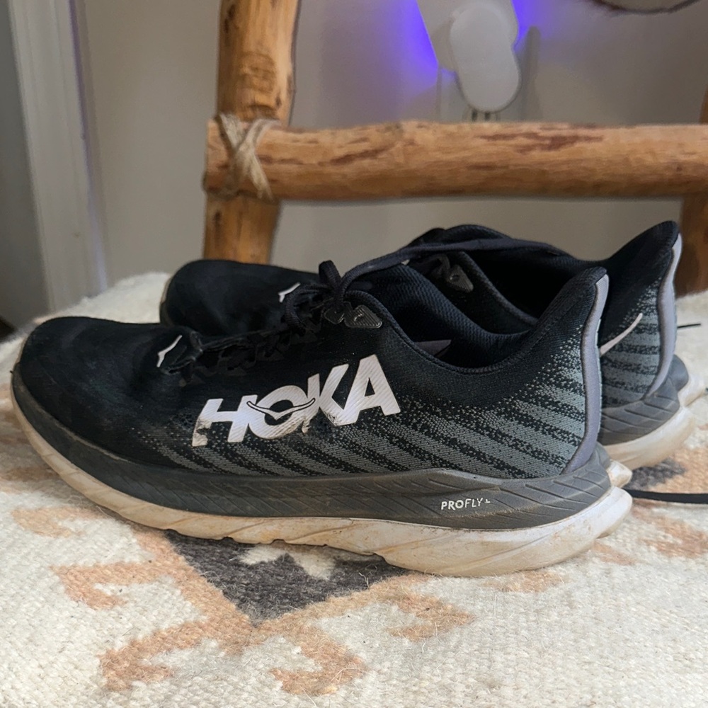 HOKA ProFly +